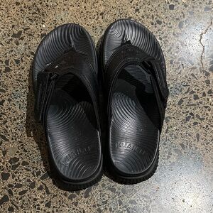 Kuailu Men’s flip flops